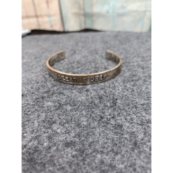 Breathe Deep Bracelet - Picture 5 of 7